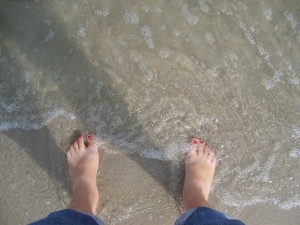 feet-596125_1920